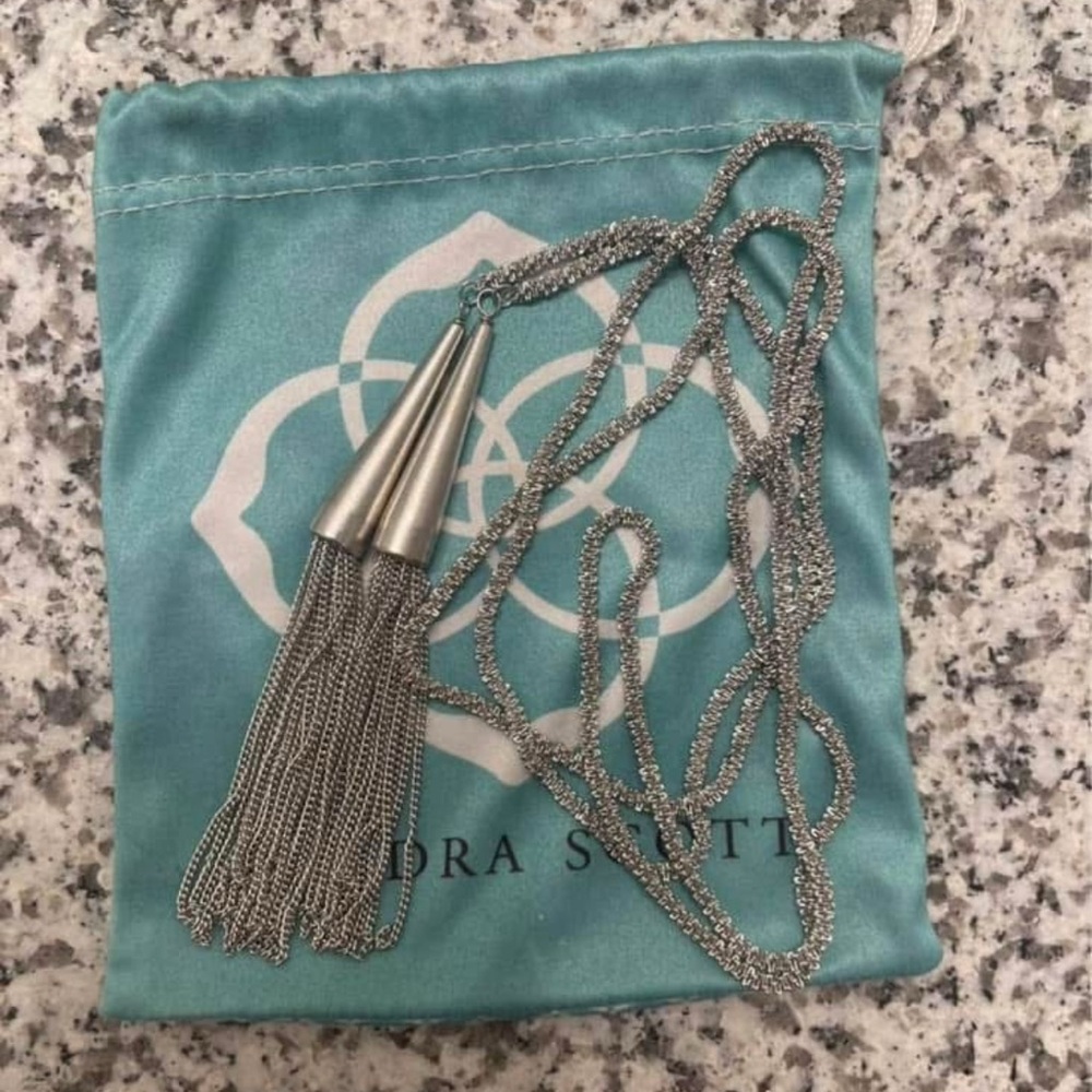 Kendra Scott Silver Phara Necklace